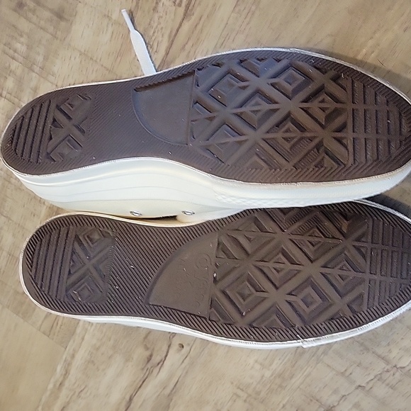 COMME des GARÇONS Converse Play 5.5 mens/7.5 womens - Picture 5 of 6